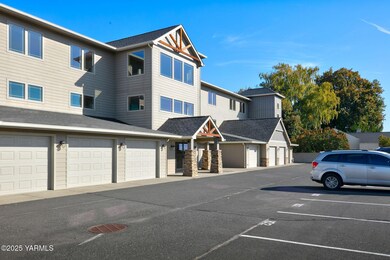 8905 Occidental Rd unit 301, Yakima, WA 98903 - photo 3