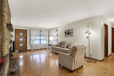 214 S 17th Ave, Beech Grove, IN 46107 - photo 5