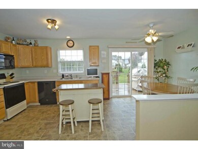 1288 Hunter Ln, Perkiomenville, PA 18074 - photo 2