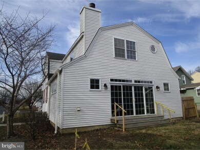 607 Cold Spring Ave, West Collingswood, NJ 08107 - photo 2