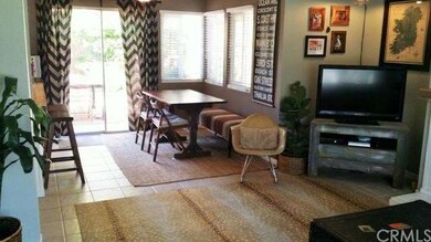 Eat in kitchen and counter.