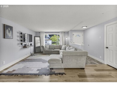 374 Carthage Ave, Eugene, OR 97404 - photo 6