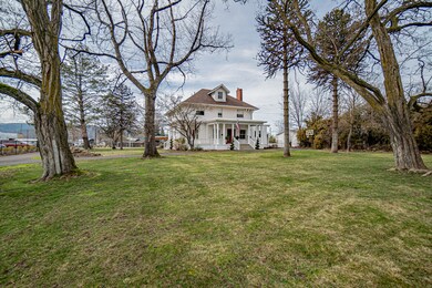 635 S 2nd St, Central Point, OR 97502 - photo 5