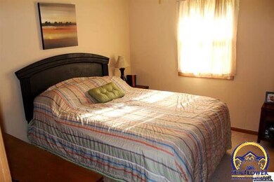 510 Fowler St, Maple Hill, KS 66507 - photo 5