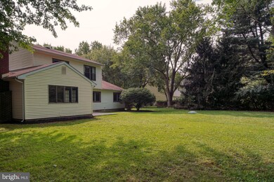 1011 Cummings Rd, Monmouth Junction, NJ 08852 - photo 2