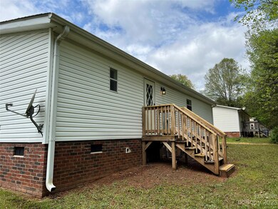 1245 Suncrest Ave, Statesville, NC 28677 - photo 4