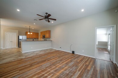 10302 Wanda Ln, Montgomery, TX 77316 - photo 6