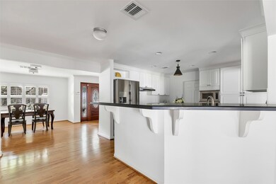 6214 Grovewood Ln, Houston, TX 77008 - photo 7