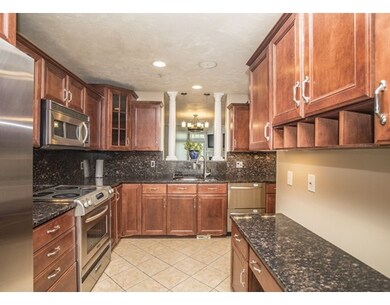 104 Meadow Ln, Randolph, MA 02368 - photo 4