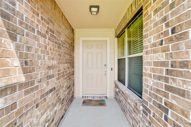 401 Decoster Blvd, Alvin, TX 77511 - photo 3