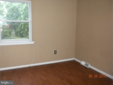 1303 Rainer Rd, Brookhaven, PA 19015 - photo 6