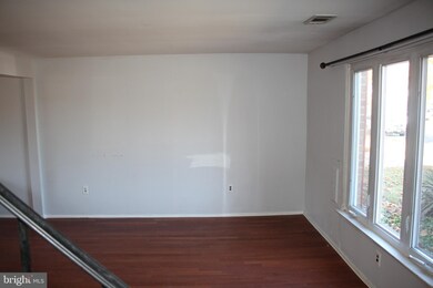 146 Oakmont Rd, Clementon, NJ 08021 - photo 4