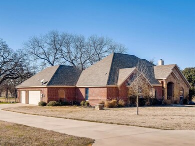 112 Ellis Spring Dr, Weatherford, TX 76085 - photo 3
