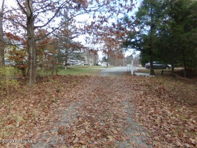 17 Traver Ln, Gansevoort, NY 12831 - photo 4