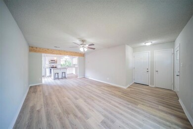 604 Hallvale Dr, Fort Worth, TX 76108 - photo 5