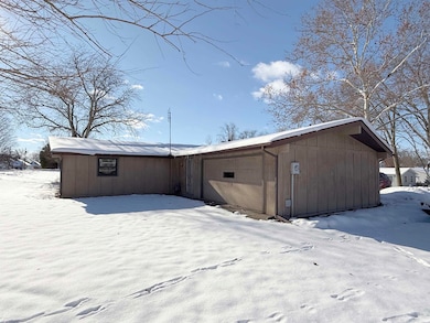 527 E Jefferson St, Columbia City, IN 46725 - photo 5