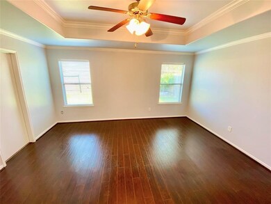 8807 Kaeling Meadow Ct, Houston, TX 77075 - photo 3