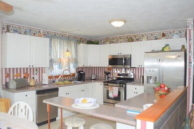 589 2nd St, Fall River, MA 02721 - photo 2