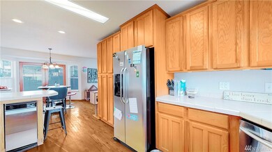 8404 30th St W, University Place, WA 98466 - photo 3