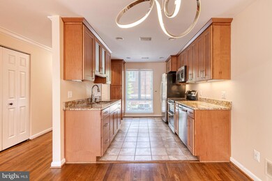 506 S Hanover St, Baltimore, MD 21201 - photo 7