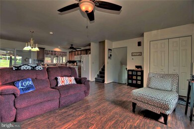 189 Eddington Ave, Harrisburg, PA 17111 - photo 5