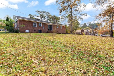 259 Brewster Dr, Fayetteville, NC 28303 - photo 5