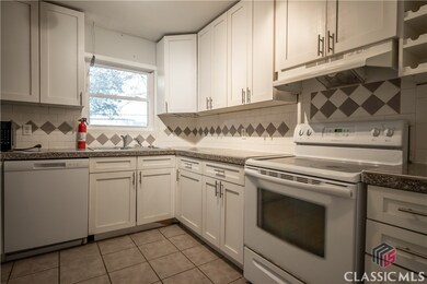 201 E Meadow Dr, Athens, GA 30605 - photo 6