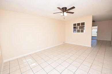 1818 N 46th Dr, Phoenix, AZ 85035 - photo 2