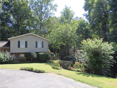 1429 Shamrock Rd, Asheboro, NC 27205 - photo 5