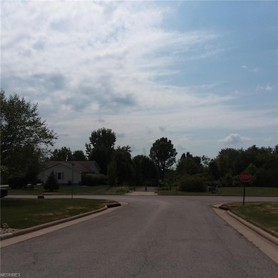 Bike path entrance is at the foot of the cul-de-sa
