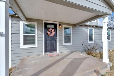 8822 Spaugh Ct, Fort Worth, TX 76108 - photo 3