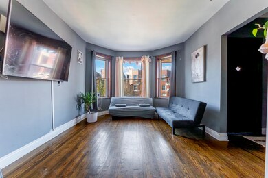 unlisted-address, Chicago, IL 60651 - photo 2