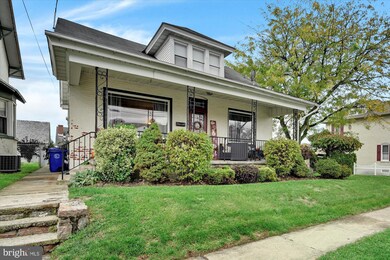 3422 Boyer St, Reading, PA 19605 - photo 2