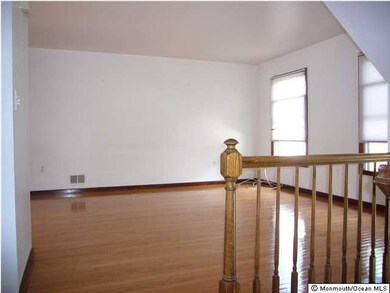 20 Pinckney Rd unit 2A, Red Bank, NJ 07701 - photo 3