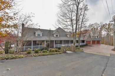 863 Viewpointe
