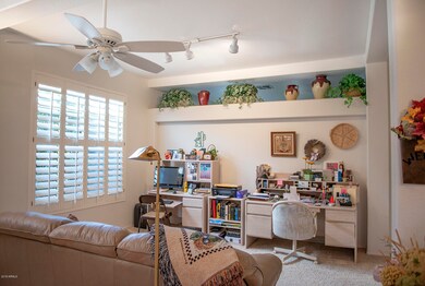 20250 N Meadowood Dr 4