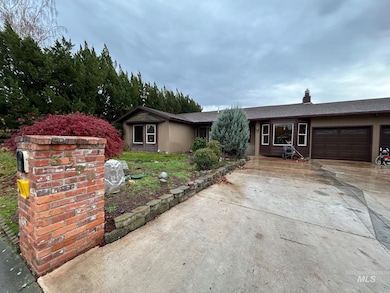 3590 Country Club Dr, Lewiston, ID 83501 - photo 3