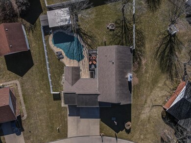 615 Brook Stone Ct, Freeburg, IL 62243 - photo 2