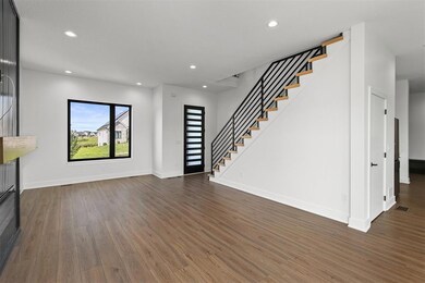 3931 NW 181st St, Clive, IA 50325 - photo 5