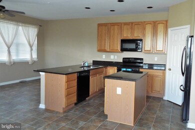 3391 Cornerstone Ct, Chambersburg, PA 17201 - photo 6