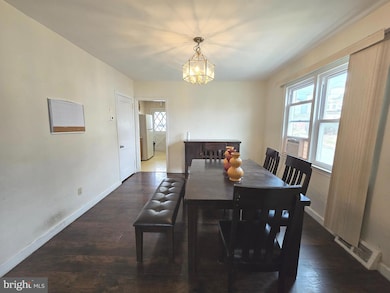 515 Andrews Ave, Darby, PA 19023 - photo 2