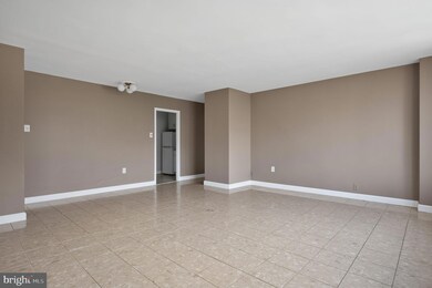 1111 Arlington Blvd unit 919, Arlington, VA 22209 - photo 6