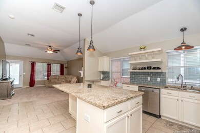 2810 Rio Guadalupe, San Antonio, TX 78259 - photo 3