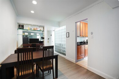 The Nathan Hale unit 1j, Forest Hills, NY 11375 - photo 3