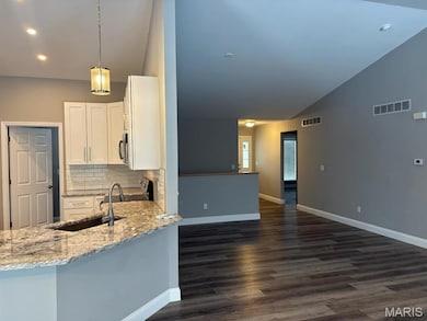 12 Soenker Cir, Saint Peters, MO 63376 - photo 3