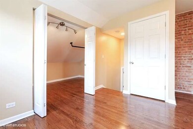 625 W Gladys Ave, Elmhurst, IL 60126 - photo 4