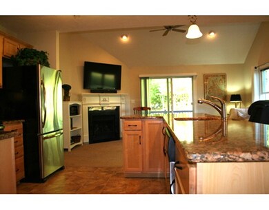 43 Virginia Dr unit 64, Rochdale, MA 01542 - photo 4