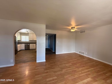 1725 S Farmer Ave, Tempe, AZ 85281 - photo 5