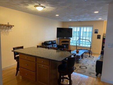 395 Lee Burbank Hwy unit 10, Revere, MA 02151 - photo 4