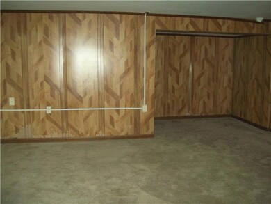 4384 Logwood Ln, Columbus, OH 43228 - photo 5